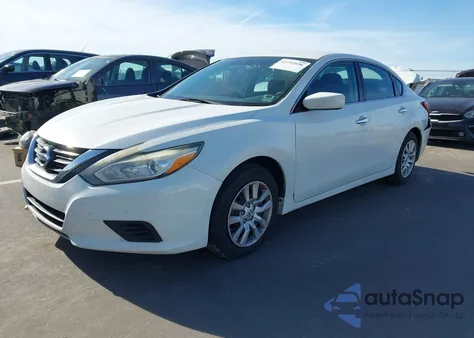 2016 Nissan Altima 2.5/2.5 S/2.5 Sl/2.5 Sr/2.5 Sv z USA, uszkodzony, nr VIN 1N4AL3AP1GN337188